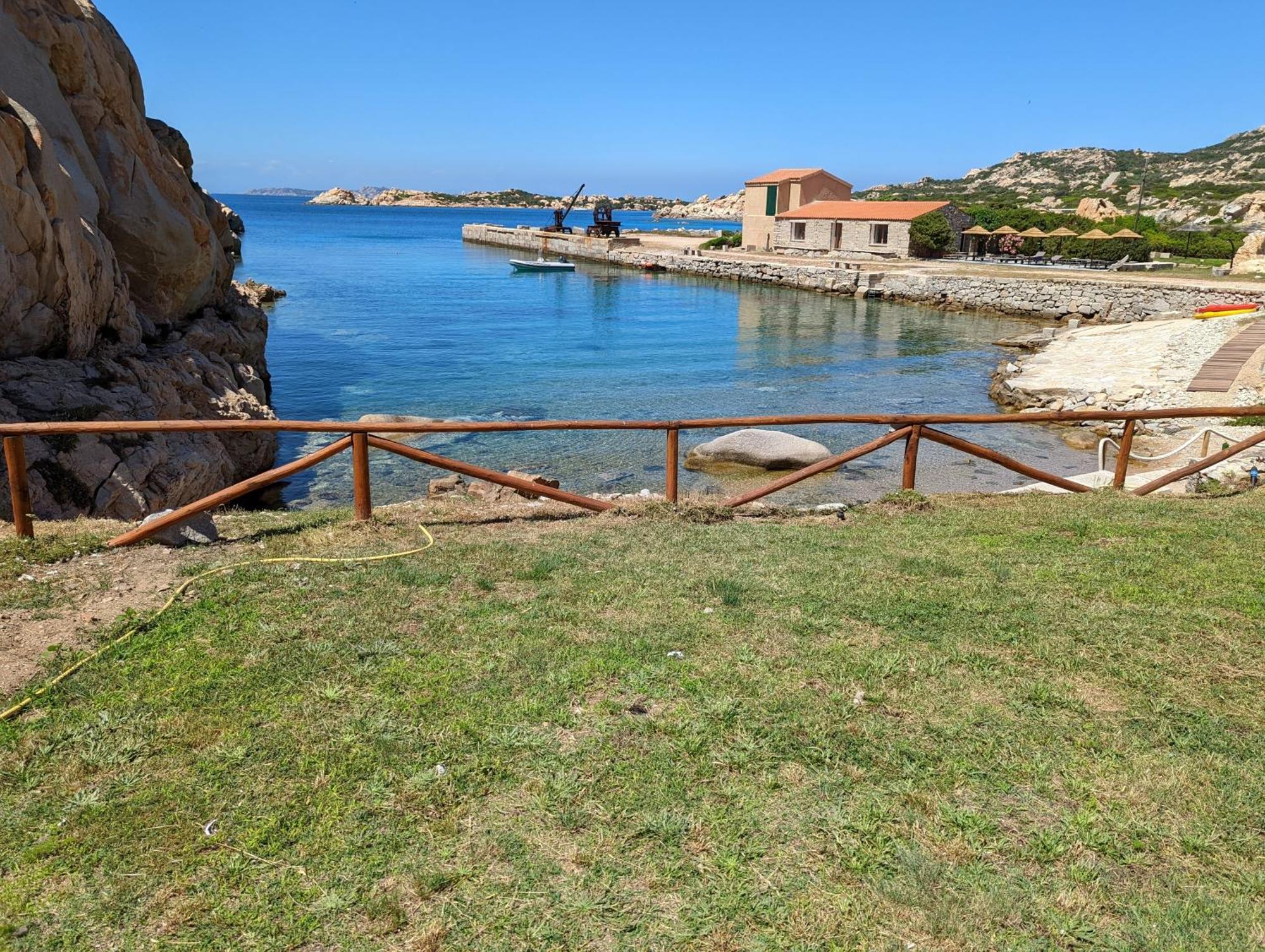 Residence Cala Francese - Case Sul Mare La Maddalena  Esterno foto